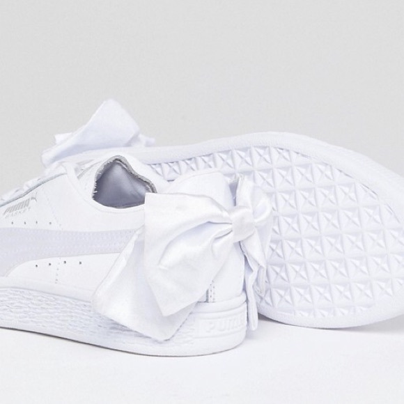 White Puma Shoes - Picture 2 of 3